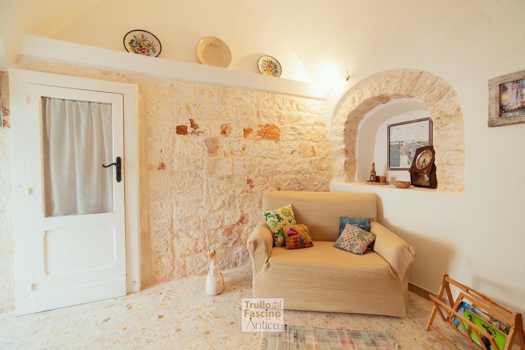Trullo Dal Fascino Antico Villa Locorotondo Esterno foto